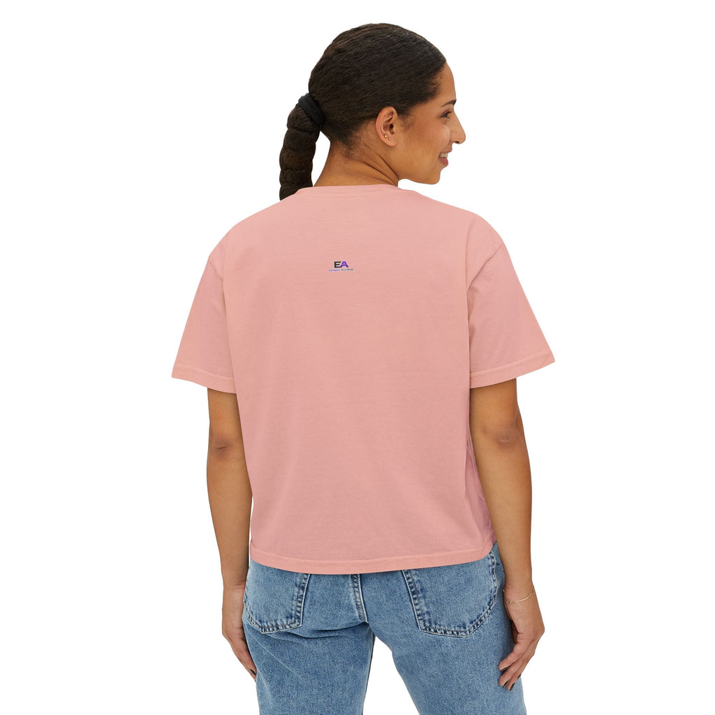 Observing Judging Resting Cat Tee | Boxy Cropped Cat Shirt