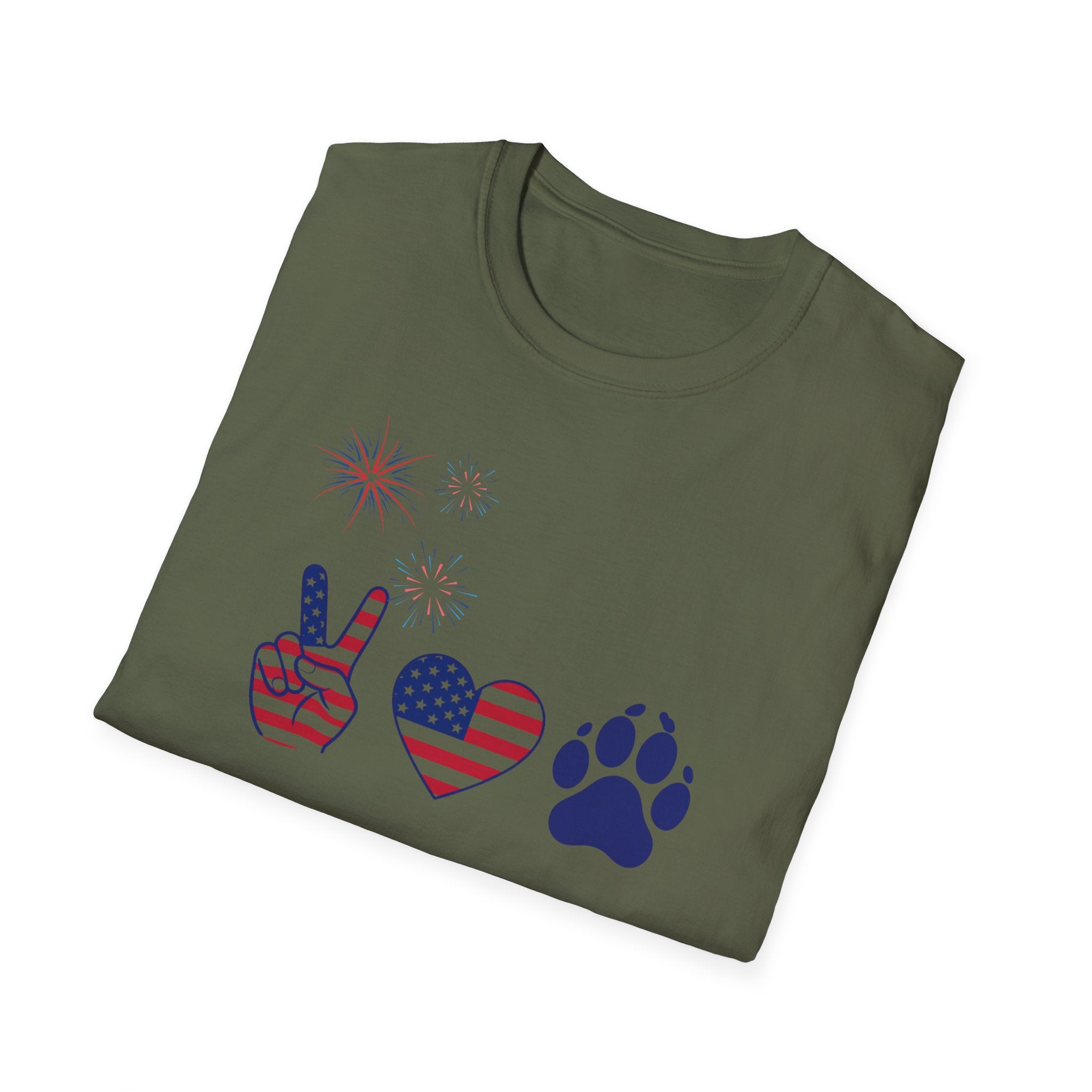 Patriotic Peace Heart Paw T-Shirt – USA Flag Dog Lover Tee for 4th of July
